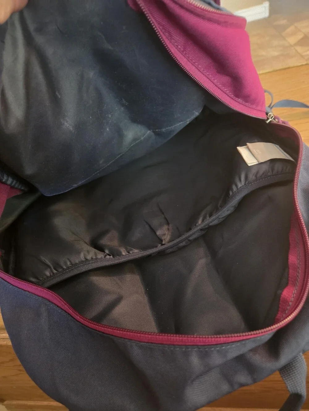 Columbia Northport II Backpack Laptop Navy Burgundy Daypack Travel Hiking School